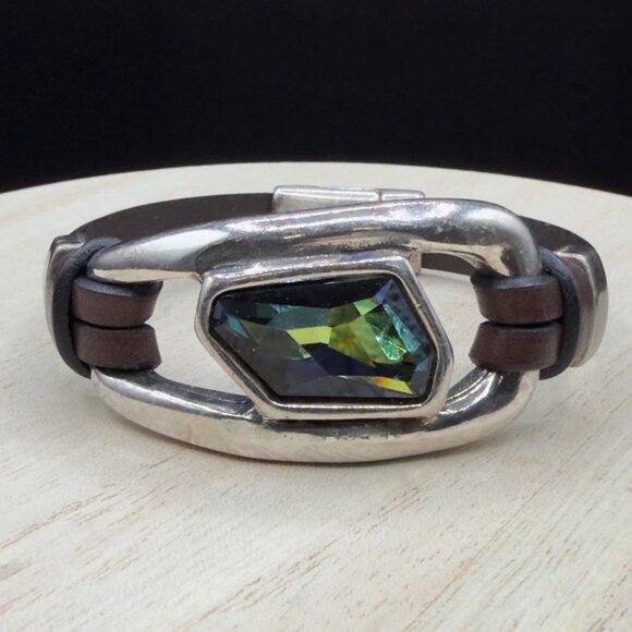 None Jewelry - Handcrafted Leather Bracelet Silver Tone Metal Iridescent Glass Stone Magnetic